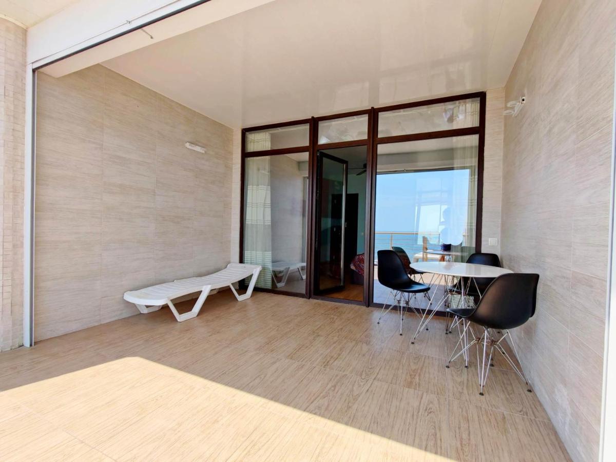 Vip Apartments Sovinion オデッサ エクステリア 写真